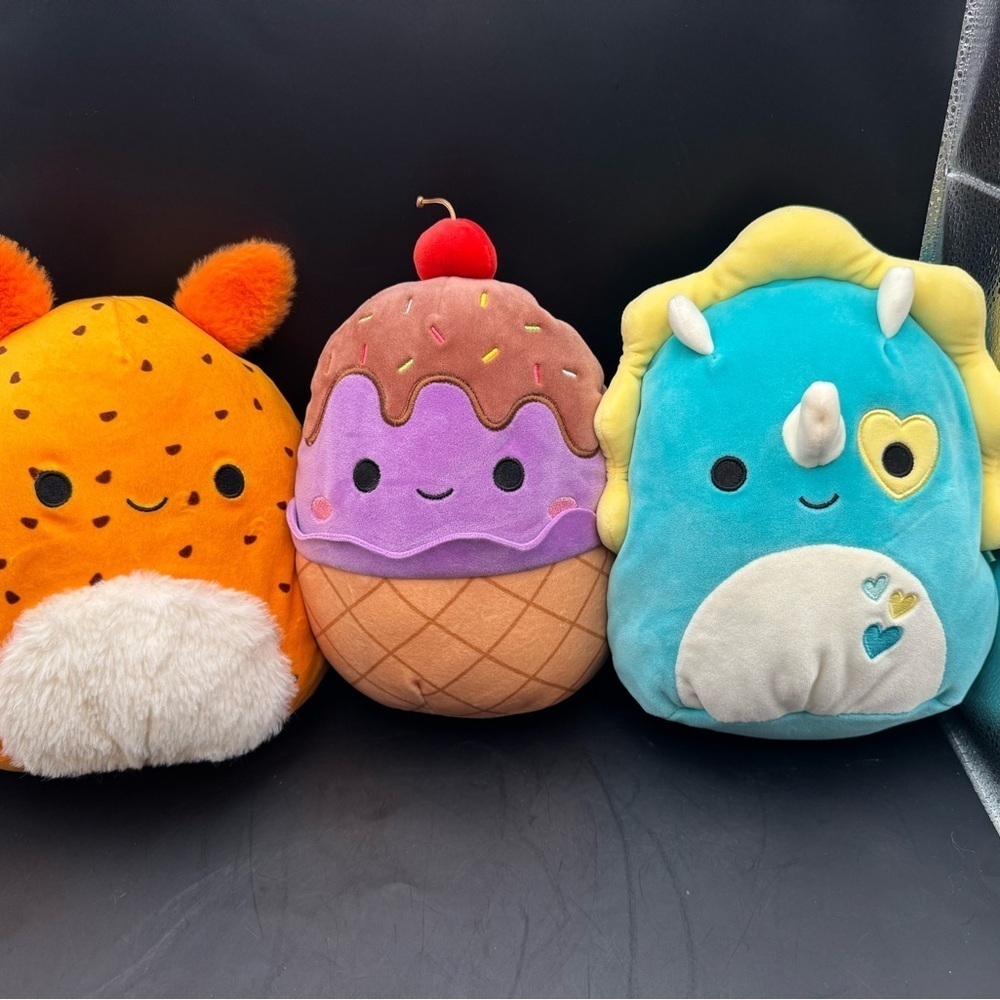 Squishmallows Lot Of Three 8”-9” Braedon Raptor Dibbs Icecream Tenzing Bunny